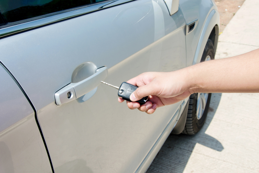 How to Unlock Car with Keys Inside: A Comprehensive Guide